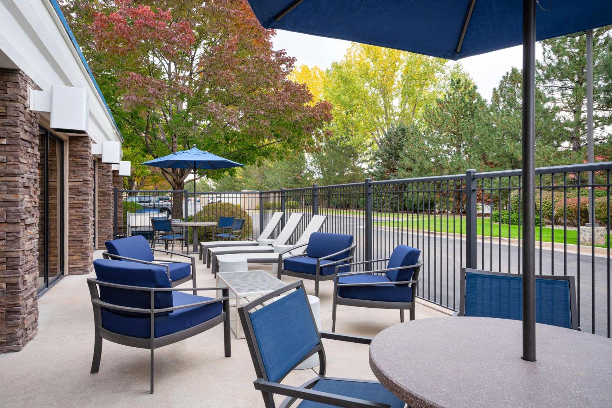 Hotel Hampton 3*